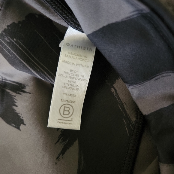 XL Athleta Black Tenacity 7/8 Brush Strokes Cropped Leggings - Picture 5 of 6